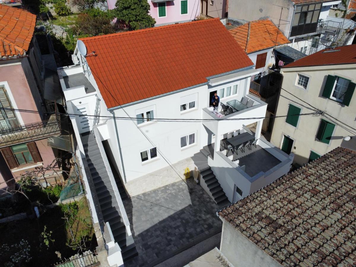 Experience Sibenik Apartments Ngoại thất bức ảnh